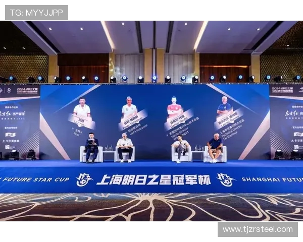 青训成果展：足球热身赛里的明日之星矩阵