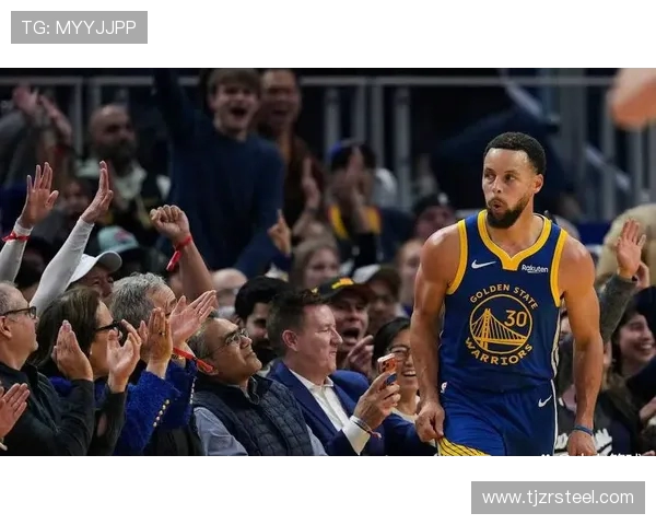 库里缺席11场期间斯潘塞三次成为全队得分王梅尔顿和穆迪各两次表现出色